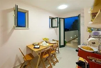 Belvedere לינה וארוחת בוקר